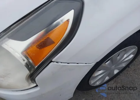 2018 Nissan Versa 1.6 S+ из США, поврежденный, VIN 3N1CN7AP2JL843305